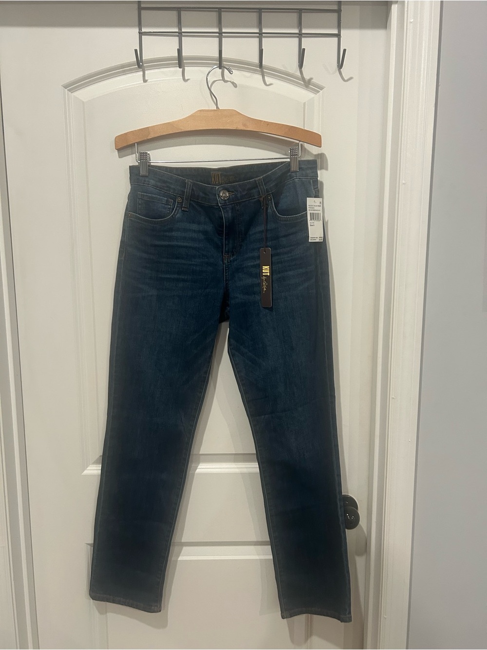 Kut from the Kloth Women’s Straight Jeans in Dark Blue